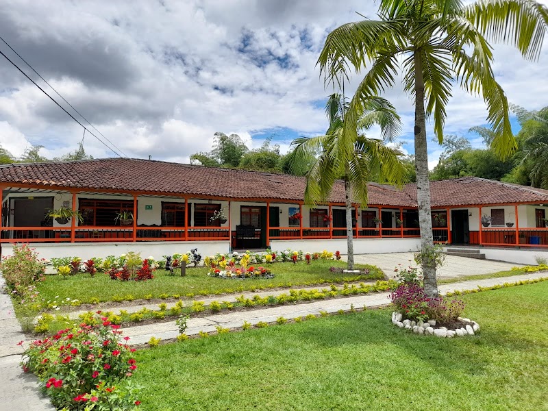 LA FLORESTA HOTEL CAMPESTRE - foto 1