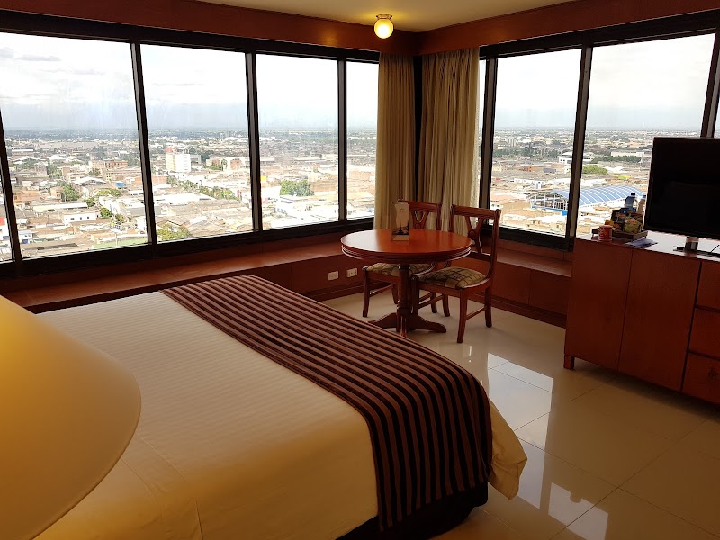 CALI PLAZA HOTEL - miniatura 4