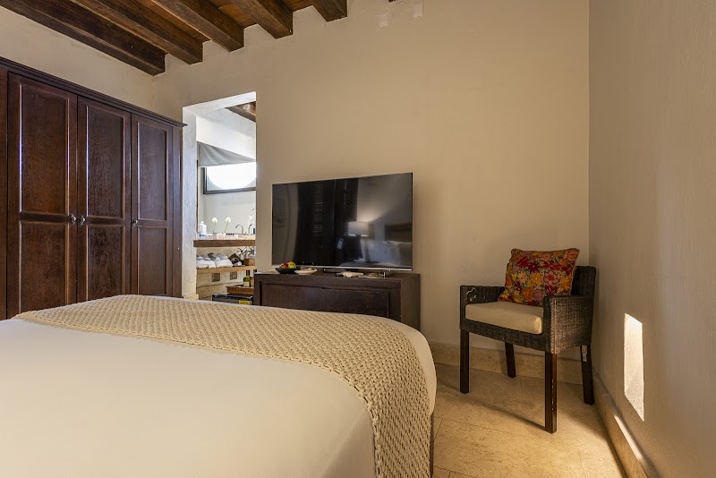ANANDA HOTEL - miniatura 7