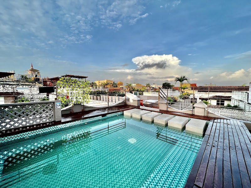 ANANDA HOTEL - miniatura 3